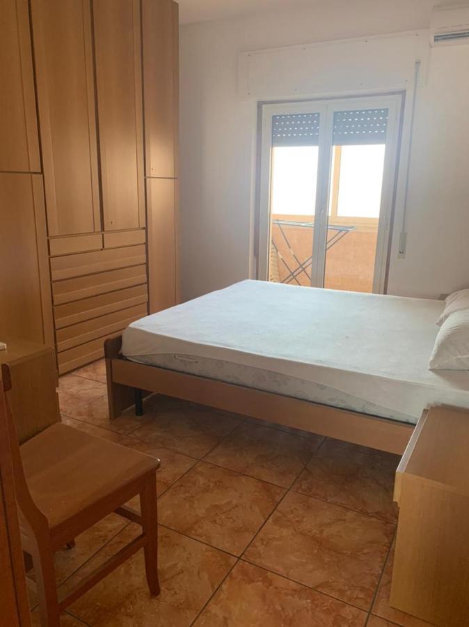 Casa Al Mare A Scalea Apartment Bagian luar foto